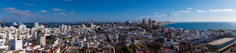 a cidade de cadiz espanha andaluzia foto