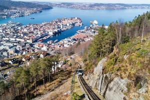 Bergen da perspectiva do Monte Floyen foto