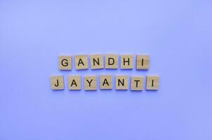 Outubro 2, Gandhi jayanti, minimalista bandeira com de madeira cartas foto