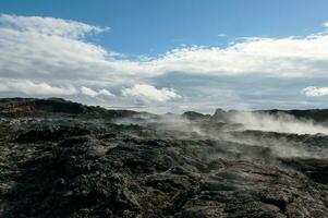 krafla é uma vulcânico sistema com uma diâmetro do aproximadamente 20 quilômetros localizado dentro a região do myvatn, norte Islândia foto