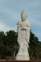 estátua dentro Budha Éden parque, dentro Portugal foto