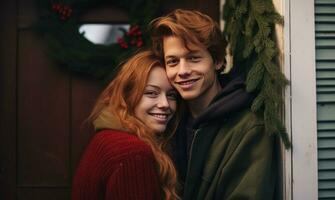 ai gerado jovem casal sorridente juntos perto casa porta decorado com visco. Natal feriados. foto