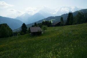 panorama do a francês Alpes foto