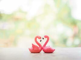 flamingo casal dentro amor com natural bacground para dia dos namorados dia ou Casamento conceito foto