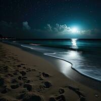 lindo noite visualizar, panorama com estrelado céu, mar e areia de praia. luar sobre a mar com Palma árvores em a de praia às noite. foto