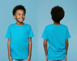 frente e costas Visualizações do uma pequeno Garoto vestindo uma azul camiseta. ai gerado foto