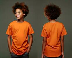 frente e costas Visualizações do uma pequeno Garoto vestindo a laranja camiseta. ai gerado foto