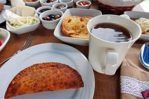 mesa de café tradicional turca foto