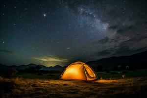 uma barraca dentro uma estrelado noite ao ar livre foto