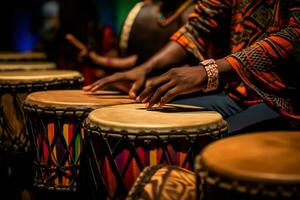 a rítmico batida do africano bateria foto