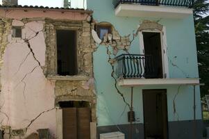 documentação fotografica del devastador terremoto nell'italia centrale foto