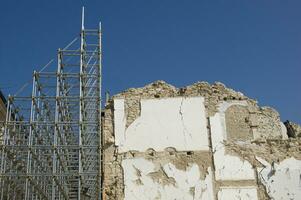 andaime em canteiro de obras foto