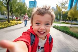 homem levando uma selfie dentro a boêmio Vizinhança foto