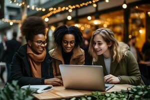 grupo do codificadores trabalhando juntos em uma Novo aplicativo. empregados trabalhando dentro a escritório a comemorar sucesso. ai generativo foto