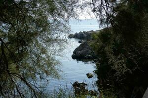 caminho de ronda na costa brava catalã, s'agaro, espanha foto