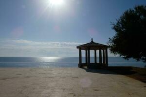 caminho de ronda na costa brava catalã, s'agaro, espanha foto