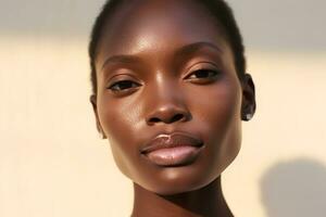 retrato do uma lindo africano americano mulher com Sombrio pele e natural Maquiagem ai gerado foto