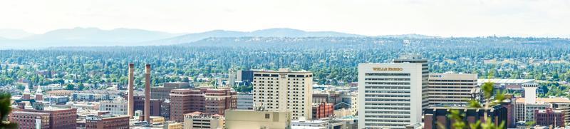 vistas do horizonte da cidade de Spokane Washington e do vale de Spokane foto