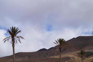 montanhas vulcânicas de fuerteventura - espanha foto