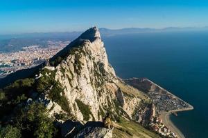 macacos magot barbary sylvanus macaca ape em gibraltar foto