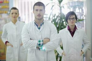 equipe de pessoas de farmácia foto