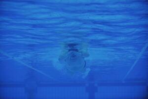 piscina debaixo d'água foto