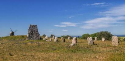 viking pedra navio enterro dentro olândia ilha, ficando, Suécia foto