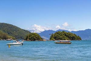 a grande ilha tropical ilha grande, angra dos reis brasil. foto