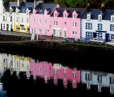 Portree na Ilha de Skye, Escócia foto