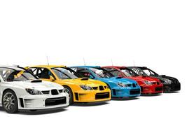 colorida moderno gt raça carros em uma iniciando linha foto