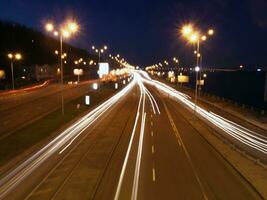 europeu rodovia às noite foto