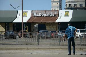 mcdonald's restaurante dentro Poltavski shlyakh 58 dentro Carcóvia, Ucrânia foto