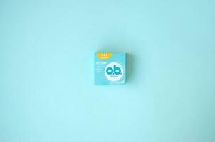 obg original normal absorvente interno dentro uma pequeno caixa. ob é global marca do feminino higiene produtos ou pessoal Cuidado produtos usava de mulheres durante menstruação foto