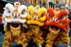 Dragão ou leão dança mostrar Barongsai dentro celebração chinês lunar Novo ano festival. ásia tradicional conceito de ai gerado foto