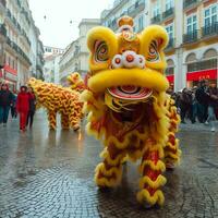 Dragão ou leão dança mostrar Barongsai dentro celebração chinês lunar Novo ano festival. ásia tradicional conceito de ai gerado foto