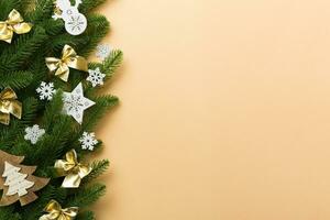 Natal fundo com abeto galhos e Natal decoração. topo visualizar, cópia de espaço para texto foto