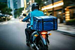 Entrega profissional dentro azul uniforme velocidades em uma motocicleta, entregando ai gerado foto