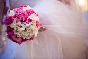 flores de casamento românticas e emocionais foto