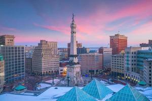 cidade de indianápolis horizonte no centro dos eua foto