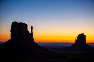 a paisagem natural única do vale do monumento em utah foto