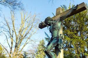 escultura de jesus símbolo da religião cristã foto