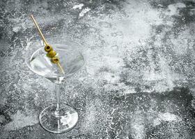martini com azeitonas. foto
