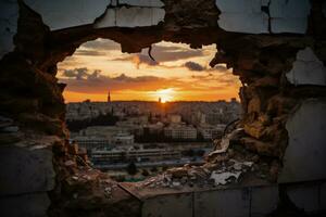 pôr do sol piercing através bala buracos dentro uma abandonado Jerusalém parede foto