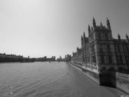 casas do parlamento em Londres foto