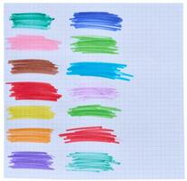 incubação com multicolorido ponta de feltro canetas em uma Folha do xadrez papel foto