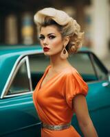 lindo Loiras mulher dentro a laranja vestir posando Próximo para uma clássico carro generativo ai foto