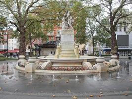 estátua de Shakespeare em Londres foto