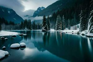 uma lago cercado de neve coberto árvores e montanhas. gerado por IA foto