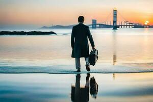 uma homem dentro uma terno anda em ao longo a de praia às pôr do sol. gerado por IA foto