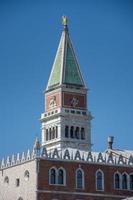 veneza, itália 2019- campanile di san marco em veneza foto